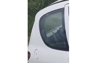 peugeot 206 çıkma sağ arka kelebek camı