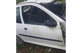 peugeot 206 çıkma sağ ön tek kapı