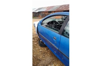 Peugeot 206 sol ön kapı tek kapılı coupe 15bin