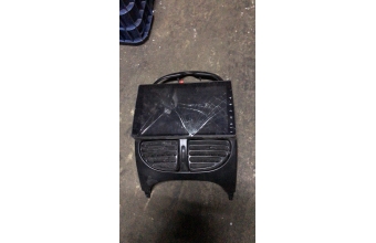 Peugeot 206 teyp çerçevesi