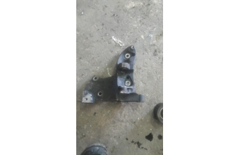 Peugeot 206,207,307 1.4 hdı sarz dınamo ayagı