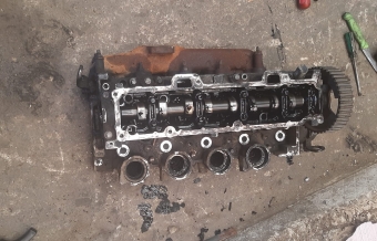 peugeot 207 1.4 8v dizel çıkma silindir kapak