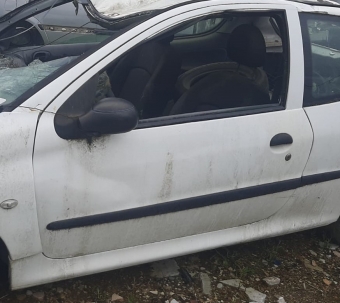 peugeot 260 çıkma sol ön tek kapı