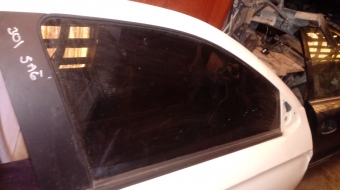 peugeot 301 çıkma sağ ön kapı camı
