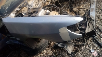 peugeot 306 çıkma sağ ön çamurluk