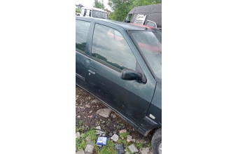 Peugeot 306 sağ ön kapi