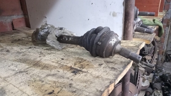 Peugeot 306 sol akis