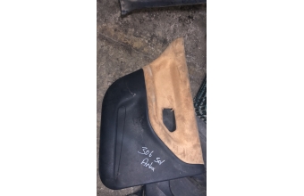 Peugeot 306 sol arka kapı döşemesi 2500 tl
