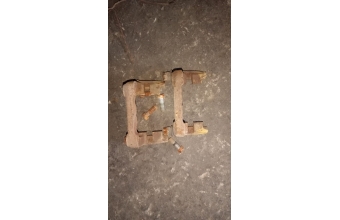 Peugeot 307 arka fren kaliper ayakları