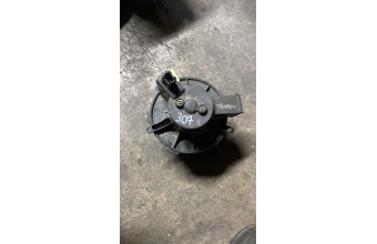 Peugeot 307 kalorifer motoru