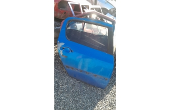 Peugeot 307 sag arka kapı ufak hasarlı