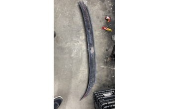 Peugeot 405 cam önü ızgarası