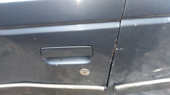 peugeot 405 çıkma sol kapı kolu