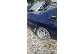Peugeot 406 sağ arka camurluk