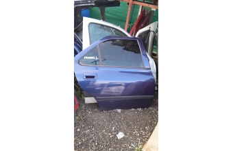 Peugeot 406 sag arka kapı