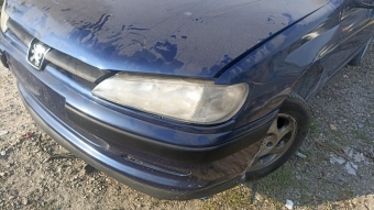 Peugeot 406 sol far