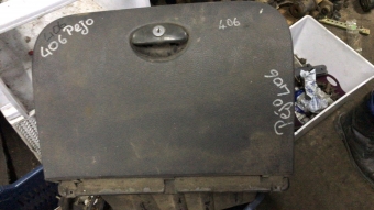 Peugeot 406 torpido kapağı