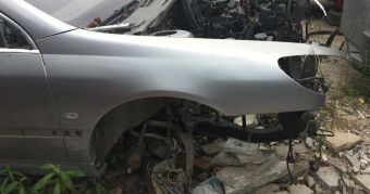 peugeot 607 çıkma sağ ön çamurluk