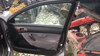 peugeot 607 çıkma sağ ön dolu kapı