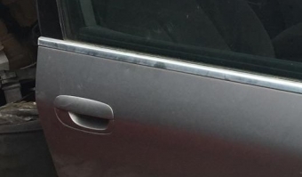 peugeot 607 çıkma sağ ön kapı kolu