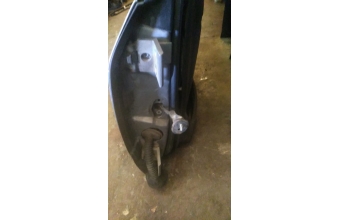 peugeot 607 çıkma sağ ön kapı menteşesi