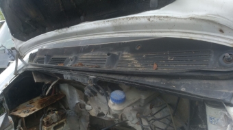 peugeot boxer çıkma cam önü ızgarası