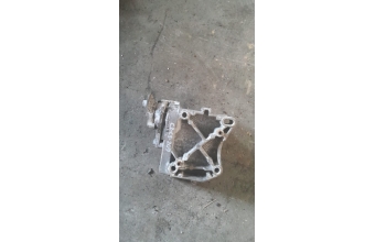 Peugeot cotroen 1.4 sarz dinamo braket