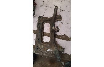 peugeot partner 1.9 çıkma motor traversi