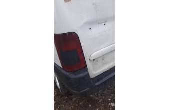 peugeot partner 1.9d çıkma sol stop lambası
