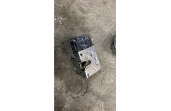 Peugeot partner 2003 ve üzeri sağ ön kapı kilidi