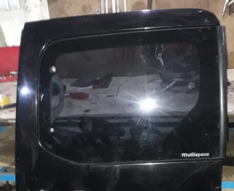 peugeot partner çıkma sol sürgü kapı camı
