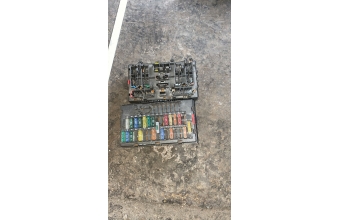 Peugeot partner sigorta kutusu