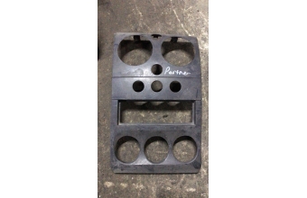 Peugeot partner teyp çerçevesi