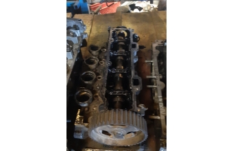 peugot 206 1.4 8v dizel çıkma silindir kapak