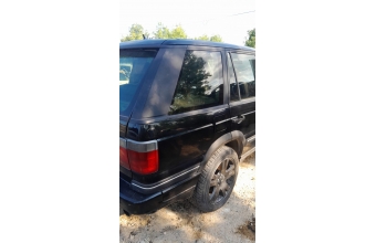 Range rover p38 sag arka camurluk camı