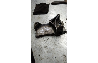 Renault 1.5 Silindir Kapağı Ön Parça 
