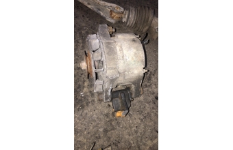 Renault 12 şarj dinamosu