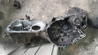 Renault 19 1.6 8v k7m kodlu sanzıman volant kapagı sanzıman blogu
