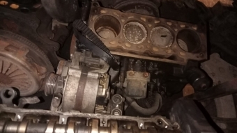 Renault 19 1.8 yarım motor