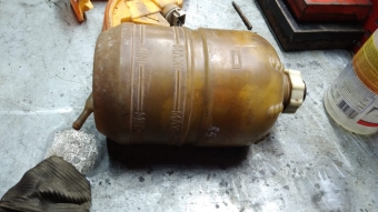 Renault 5 R5 Motor Su Bidonu 
