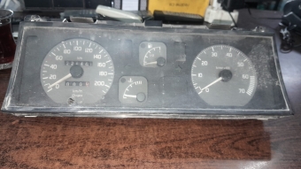 Renault 9 brodvay yeni kasa km saati