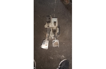 Renault 9 pedal takımı