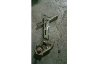 Renault 9 sol arka cam krikosu