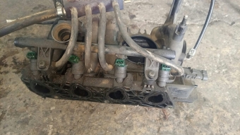 Renault clio 1.4 8v emme manifold