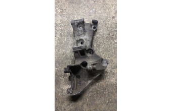 Renault Clio 2-3-4 şarj dinamo bracketi