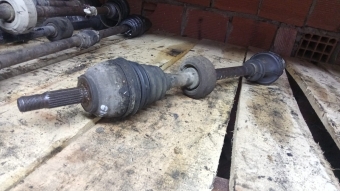 Renault Clio 2 sağ akis