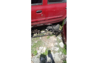 Renault Clio 2 sol arka kapi orjinal parça