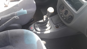 Renault Clio 2 vites konsolu orjinal parça