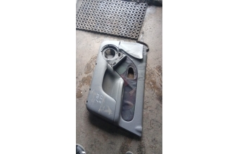 Renault Clio sağ ön döşeme