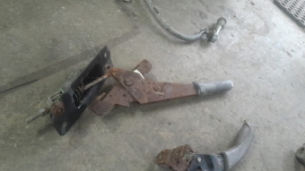 Renault Clio sembol el fren kolu